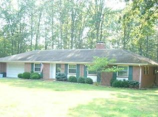2686 Carol Dr, Zanesville, OH 43701