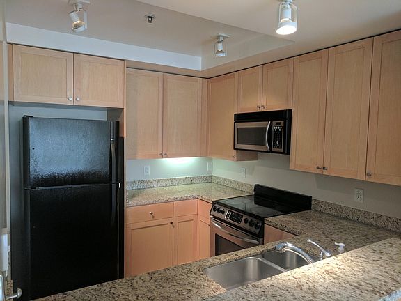 3rd image of 2001 McAllister St APT 315