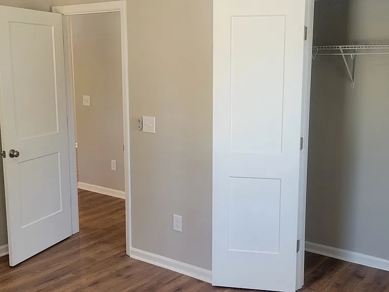 905 W Chestnut Street Ext #A — Photo 16