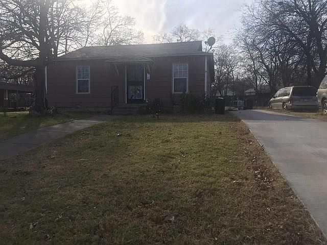 1st image of 2729 Beverly Hills Dr