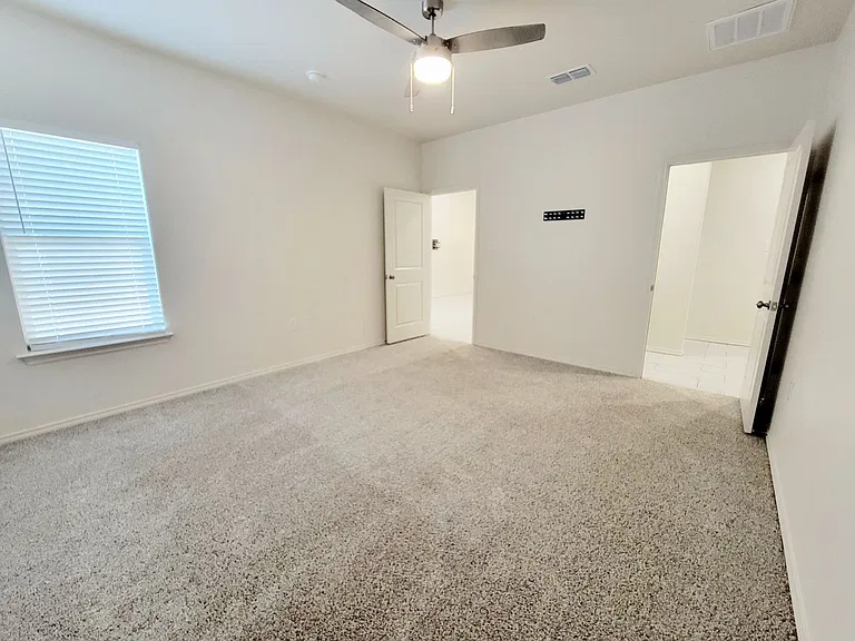 5832 Virginia Ave — Photo 13