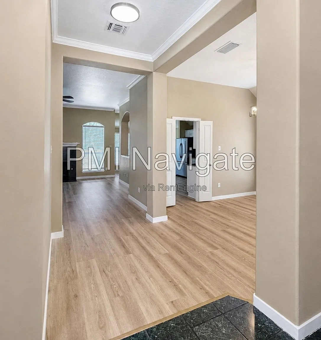 3 bed, 2.0 bath, 1743 sqft, $1,800 — Photo 4