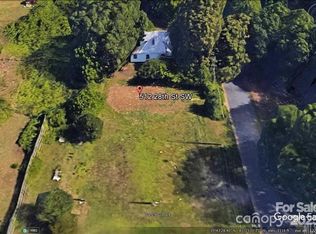 512 28th St SW, Hickory, NC 28602