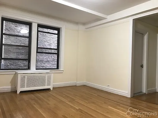 Rented by City Connections Realty | media 12