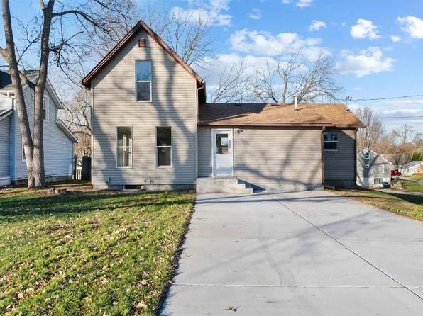 511 13th Ave #A, Orion, IL 61273