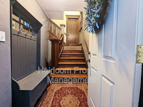 2nd image of 5348 London Rd