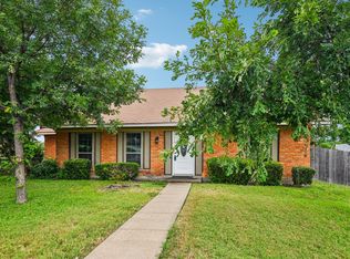 7702 Los Gatos Dr, Dallas, TX 75232