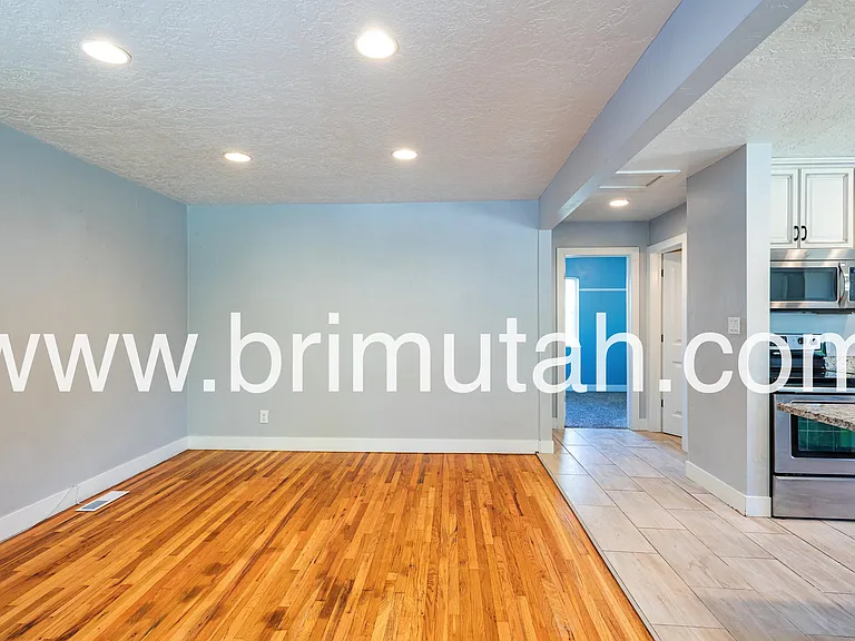 653 N 1300 W — Photo 2