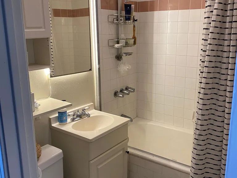 812 N Poinsettia Pl #1/4 — Photo 12