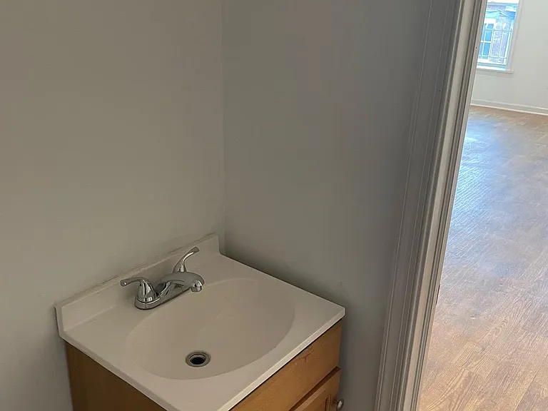 5229 Westminster Ave — Photo 13