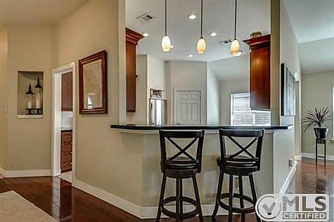 5th image of 4409 Shady Elm Dr