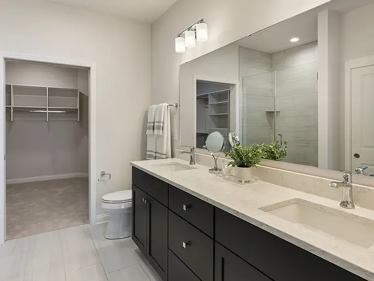 832 N Verona Cir #11 — Photo 4