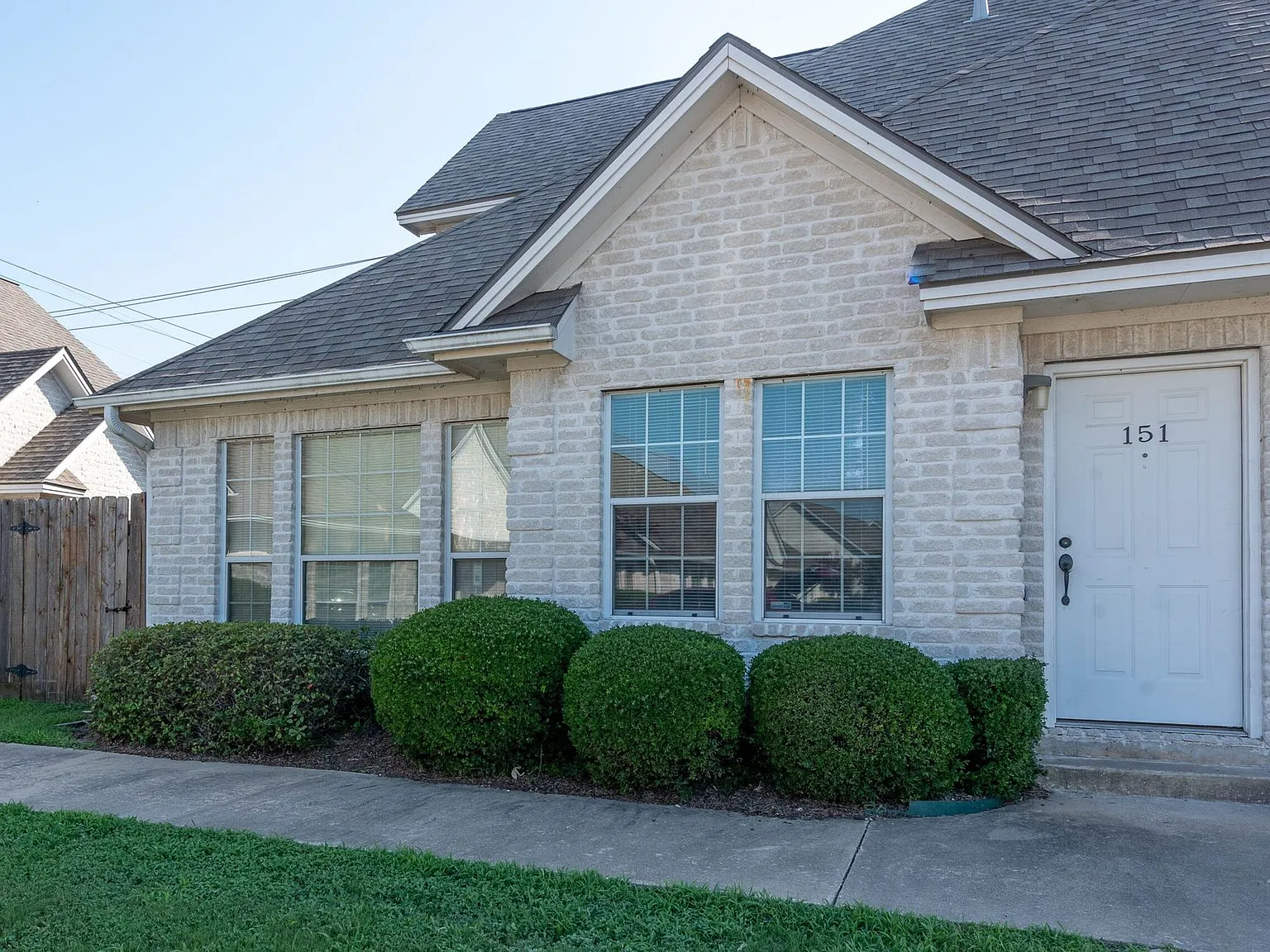 Richmond Ridge Townhomes — Photo 1