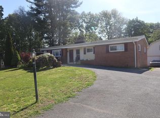 13559 Donnybrook Dr, Hagerstown, MD 21742