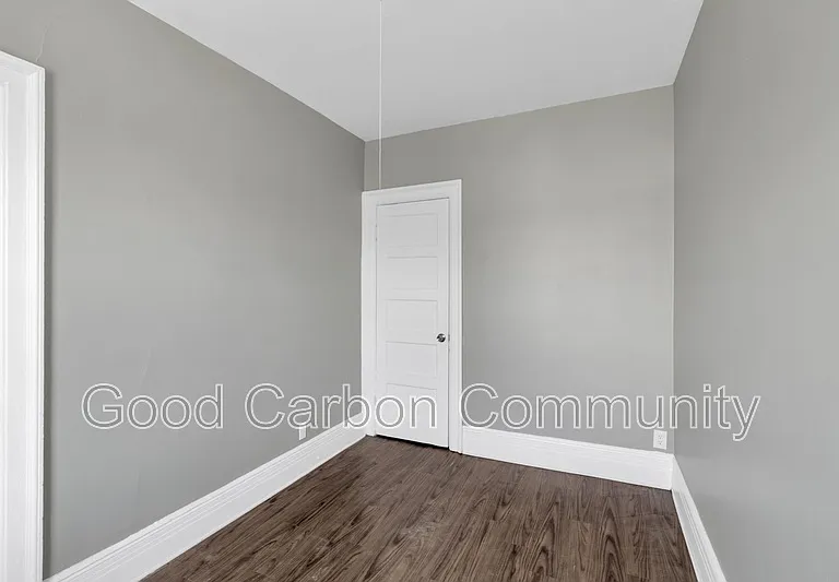 1073 Grant St #22 — Photo 13