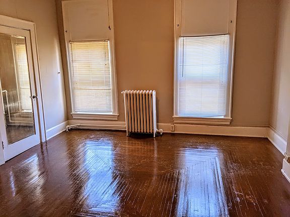 3rd image of 512 1/2 S 5th St #1