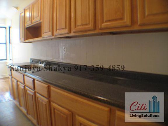 2nd image of 3546 74th St APT 527