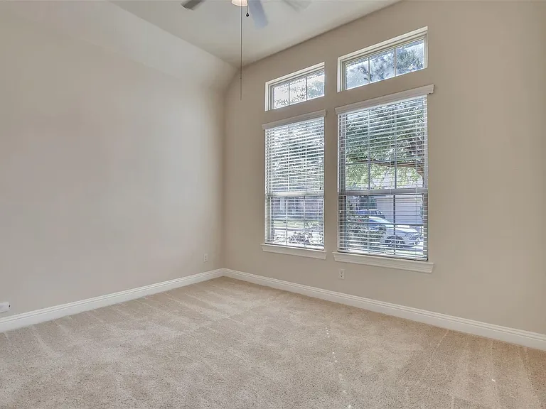10616 Jackson Hole Ln — Photo 6