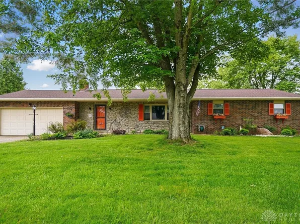 565 Charlotte Ave, Lebanon, OH 45036