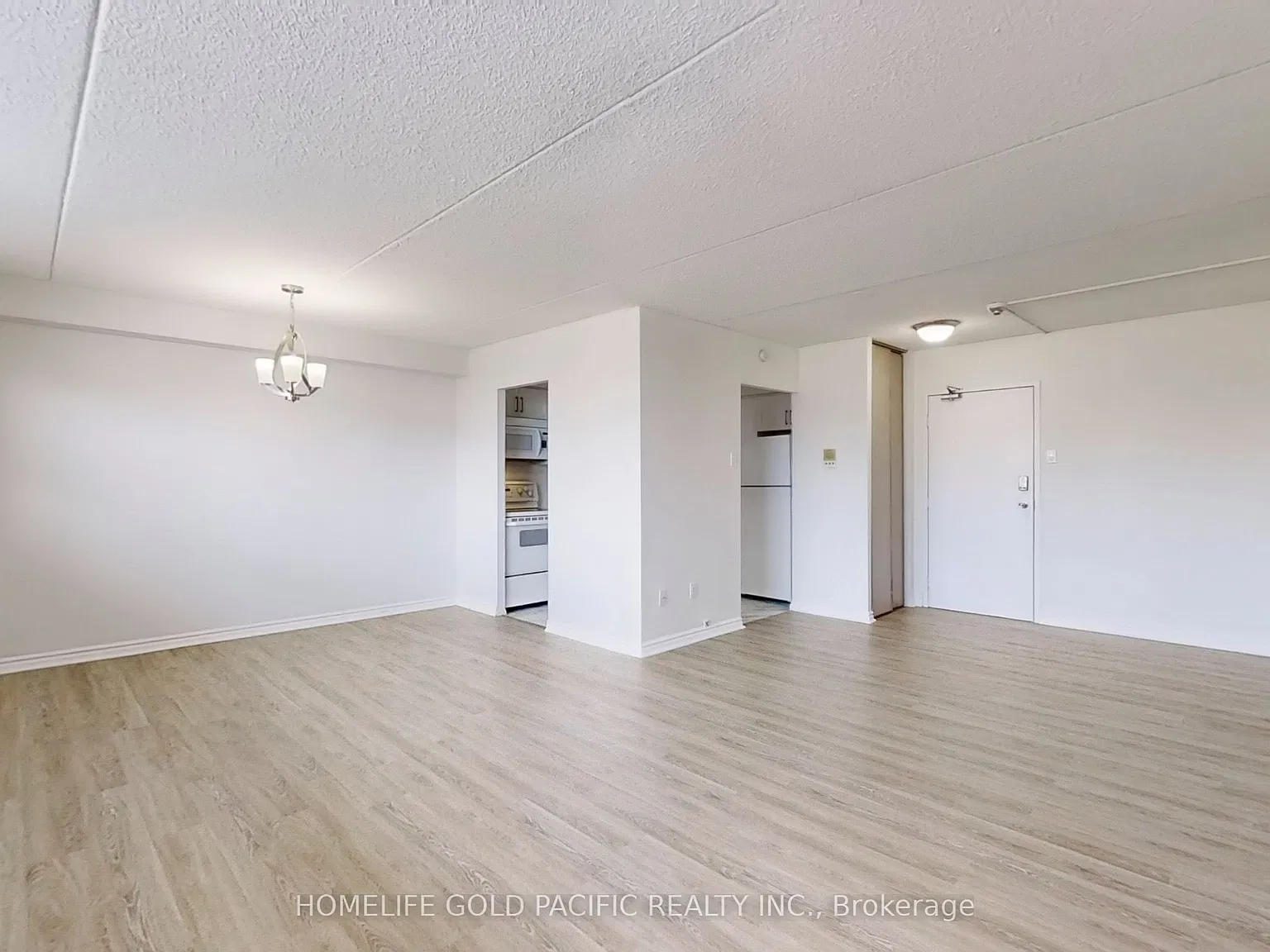 3 bed, $2,800 — Photo 3