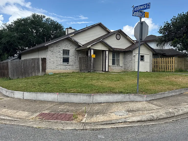 3601 Candlefire Cir — Photo 7