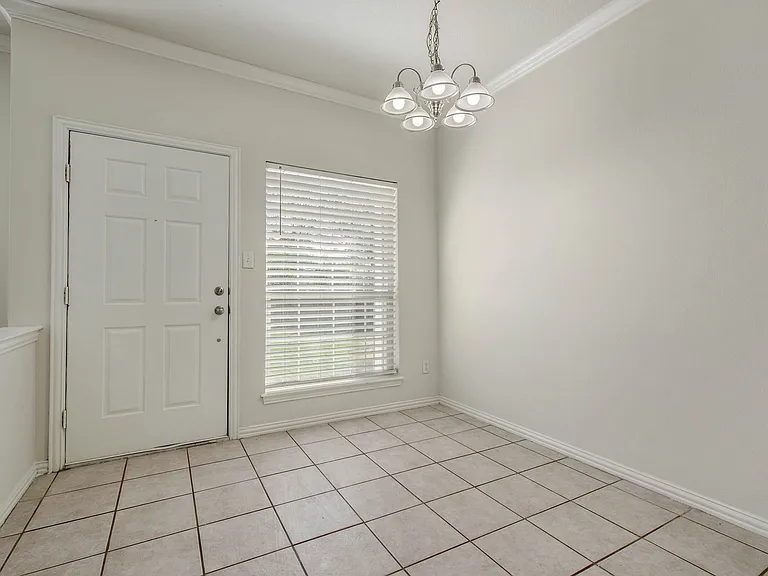 1001 Krenek Tap Rd #702 — Photo 4