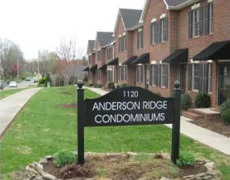 2 bed, 2.5 bath, 1478 sqft, $1,600 — Photo 1