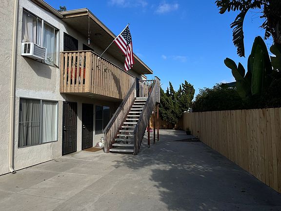 2nd image of 4862 Castle Ave APT 5