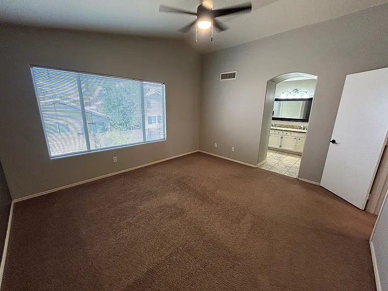 4132 E Anderson Dr — Photo 29