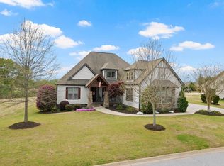 5 Hunters Landing Dr, Greer, SC 29651