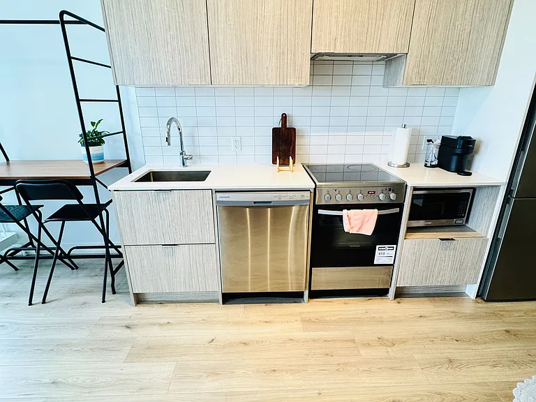 395 Bloor St E #2807 — Photo 10