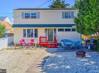 11 E 21st St, Brant Beach, NJ 08008
