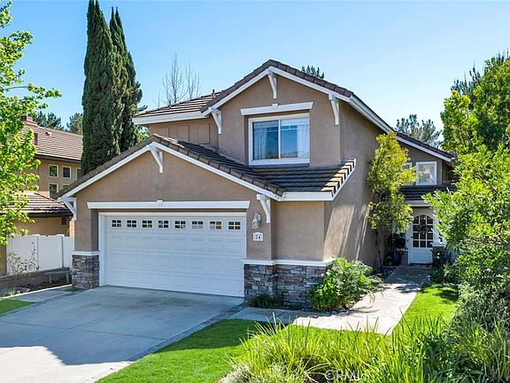 3rd image of 24 Rodeo