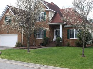 5302 S Kemper Lakes Ct, Suffolk, VA 23435