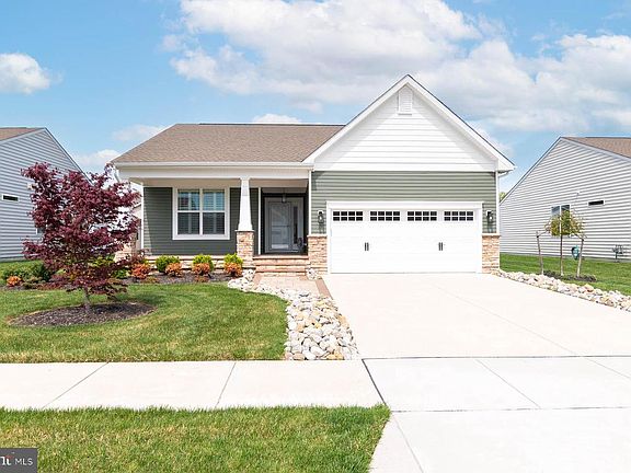 3rd image of 25087 Treeview Ln