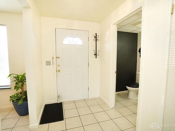 3rd image of 3 Griffin Ln