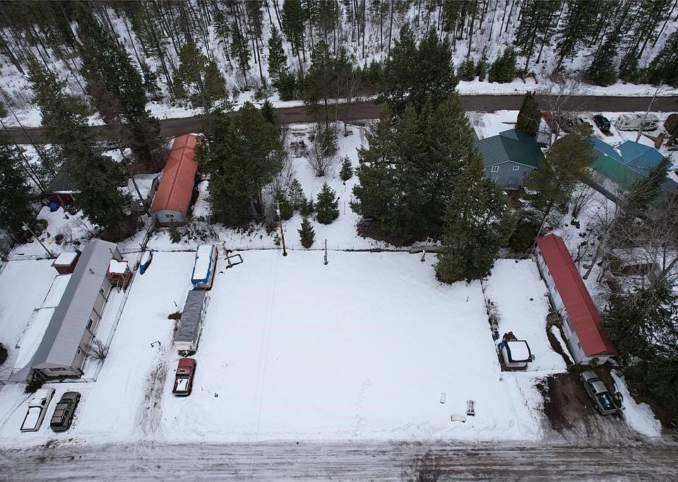 526 Glacier Ave 2526528, Hungry Horse, MT 59919 Zillow