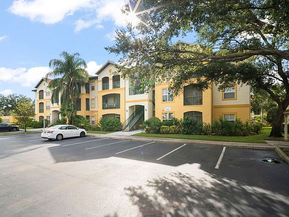 2nd image of 11511 Villa Grand APT 501