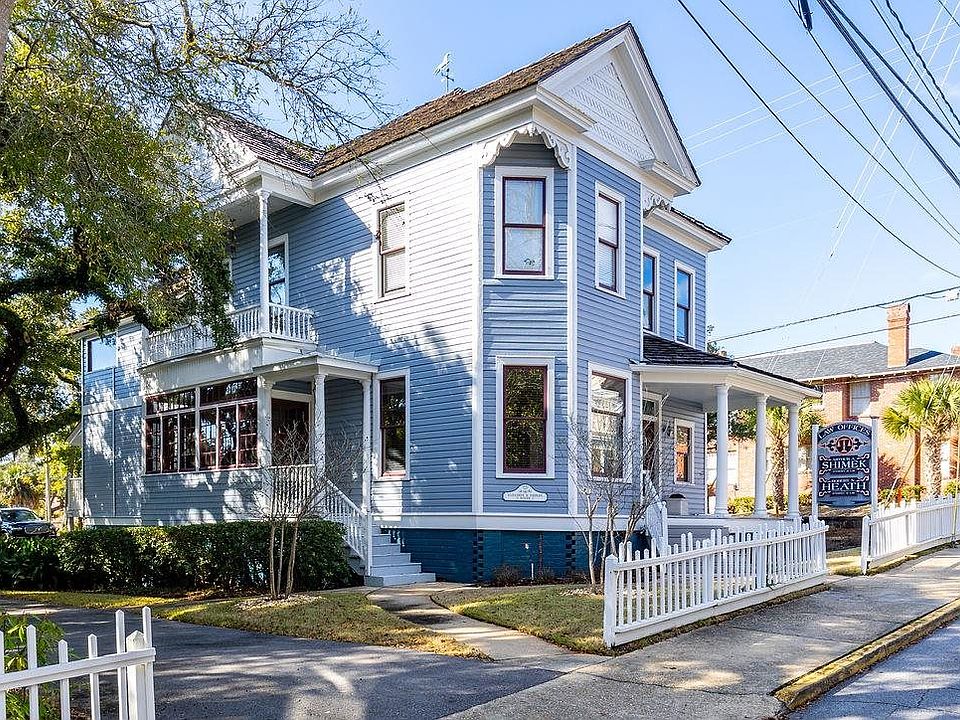 1st image of 423 N Baylen St