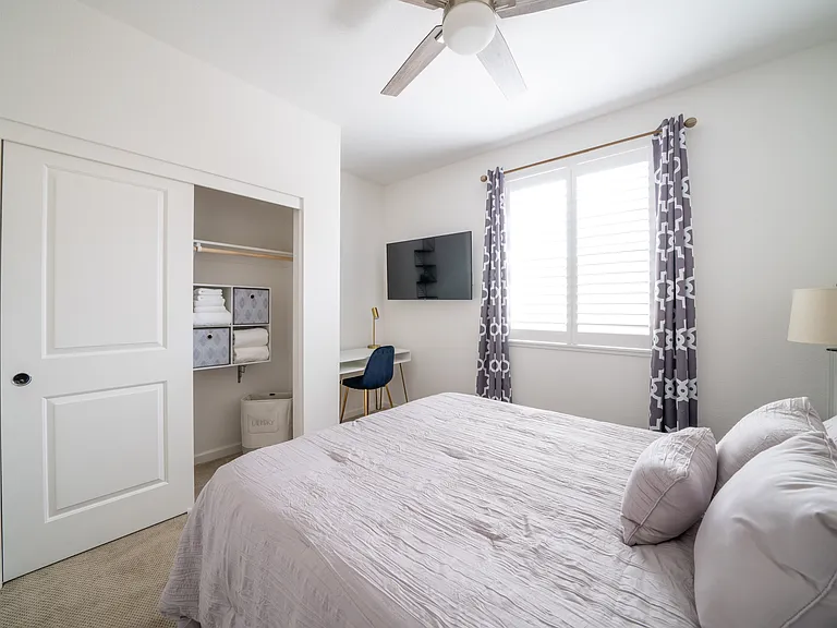 2427 Creekview Dr — Photo 52