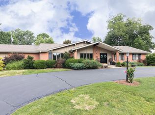 483 Staines Ct, Saint Louis, MO 63141