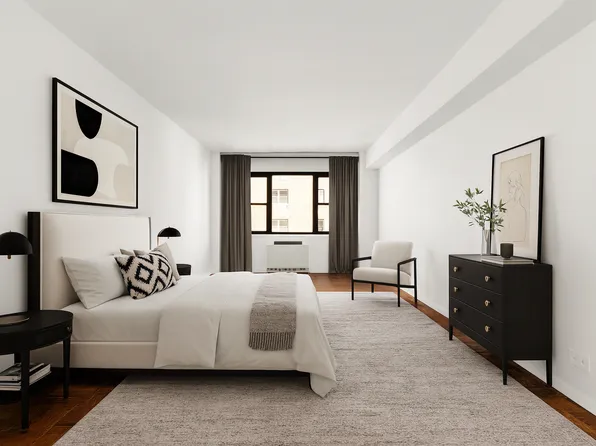 165 East 72nd Street image 3 of 9