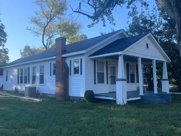3320 Trenton St, Hopewell, VA 23860