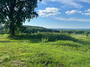 1330 Hillside Dr, Red Wing, MN 55066