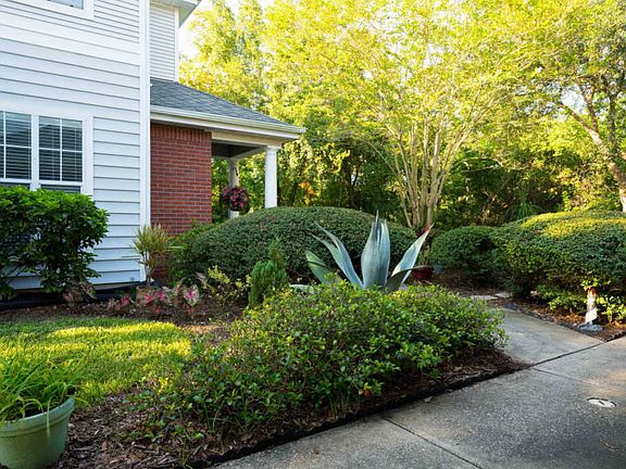 2nd image of 37101 Harbour Vista Cir