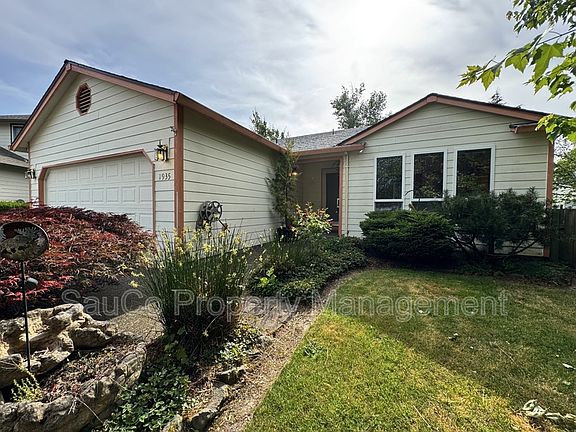 2nd image of 1935 SE 75th Ct
