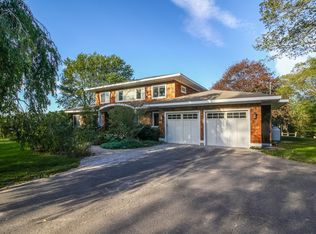 31 Gilbert Hill Rd, Chester, CT 06412