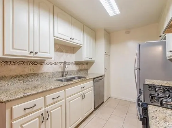 601 E Orange Grove Ave Unit 103, Burbank, CA 91501