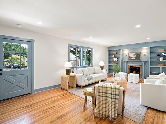 3rd image of 3828 Mission View Ave