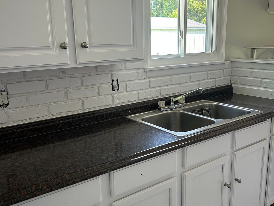 2nd image of 4779 Willowbrook Dr